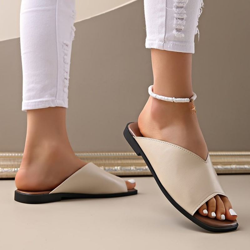 Kummist sussid ühe rihmaga, lame tall, Lolita stiil, ühtlane muster, tallapaksus üle 11 cm, suvi 2025 mudel