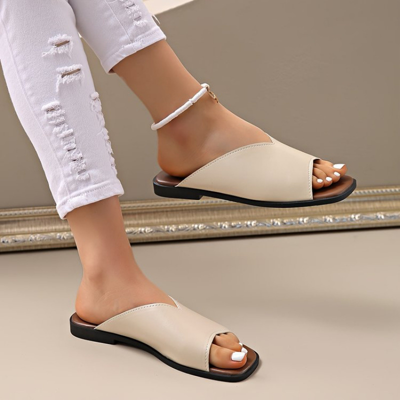 Kummist sussid ühe rihmaga, lame tall, Lolita stiil, ühtlane muster, tallapaksus üle 11 cm, suvi 2025 mudel