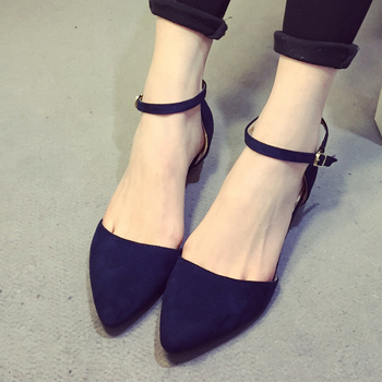 Naiste Mary Jane jalatsid terava ninaga, veluur peal, madal kand