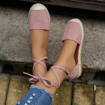 Kalurand sandaalid ümbersõlmitud rihmadega (pealne: kootud, tallp: kumm, ümar nina, madal ülaosa, hingavad)