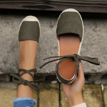 Kalurand sandaalid ümbersõlmitud rihmadega (pealne: kootud, tallp: kumm, ümar nina, madal ülaosa, hingavad)