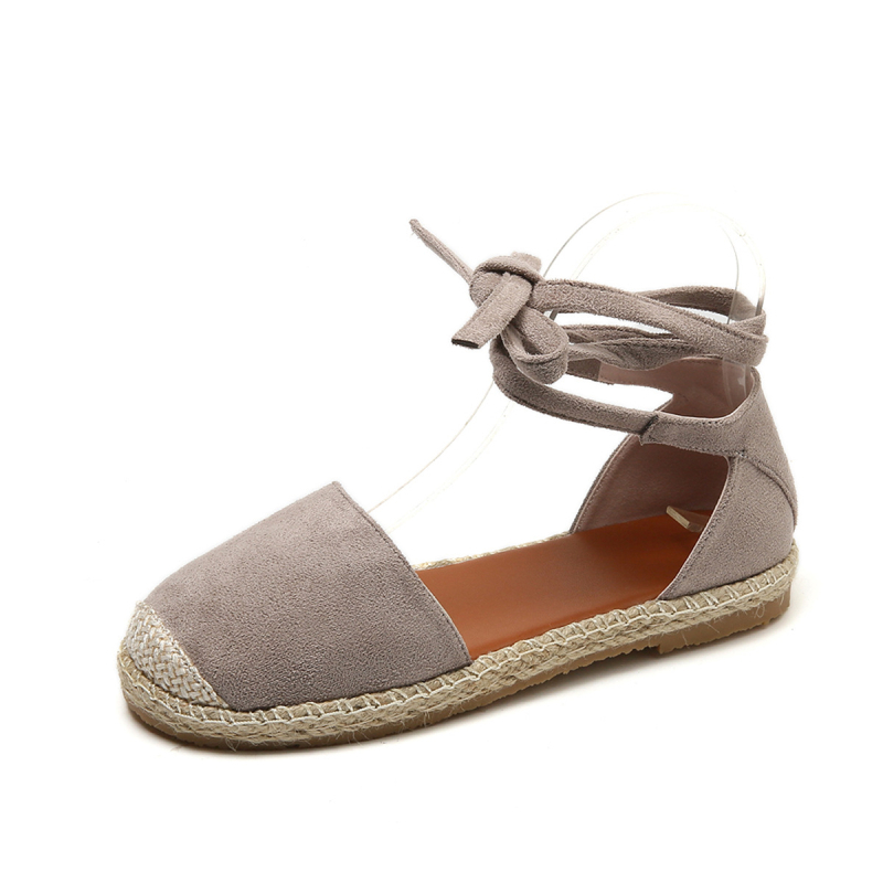 Kalurand sandaalid ümbersõlmitud rihmadega (pealne: kootud, tallp: kumm, ümar nina, madal ülaosa, hingavad)