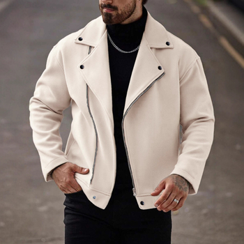 Jakk – sportlik, vaba lõige, lakk-kaelus, ühe rivi nööp