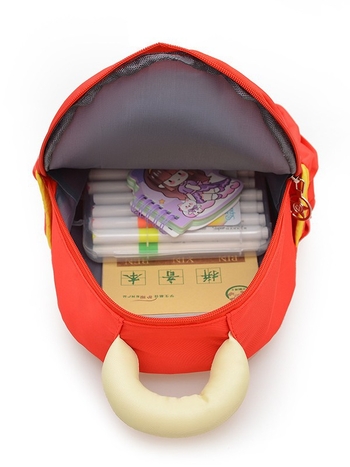 Lasteaia koolikotkarikatüüridega, ultrakerg Oxford materjalist, õhu padja õlapaelad, polüestri vooder