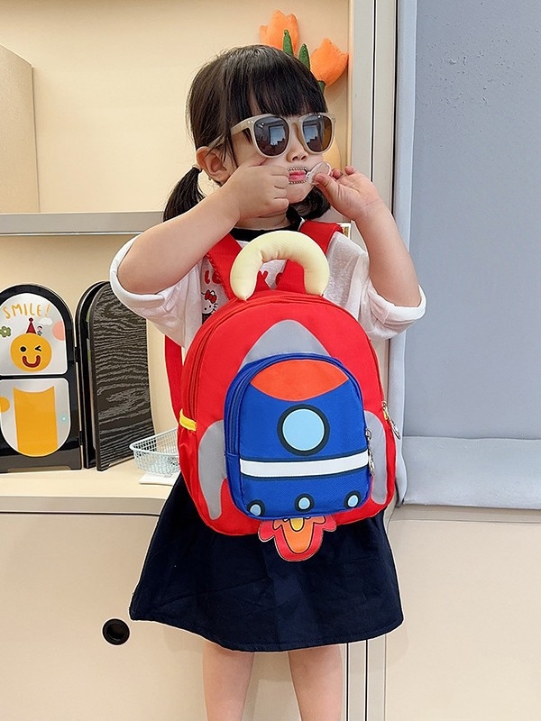 Lasteaia koolikotkarikatüüridega, ultrakerg Oxford materjalist, õhu padja õlapaelad, polüestri vooder