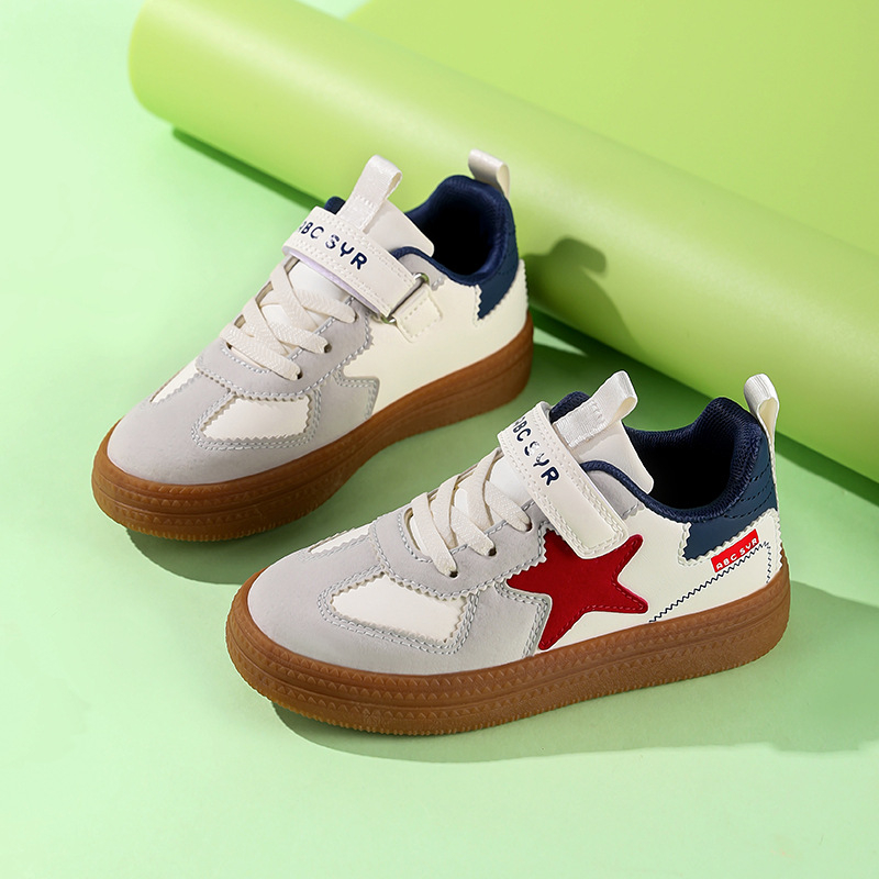 Laste spordijalatsid nahk ülaosaga, veekindlad, libisemiskindlad, Velcro-kinnitus, kerged