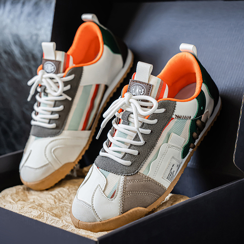 Meeste sportlikud vabajakindad tossud, värvilise ploki disain, hingav PU+võrk ülalt, kerge EVA sisetaldi, kummist talla, sidumisega sulgemine, madal ülaosa, ümmargune varvas