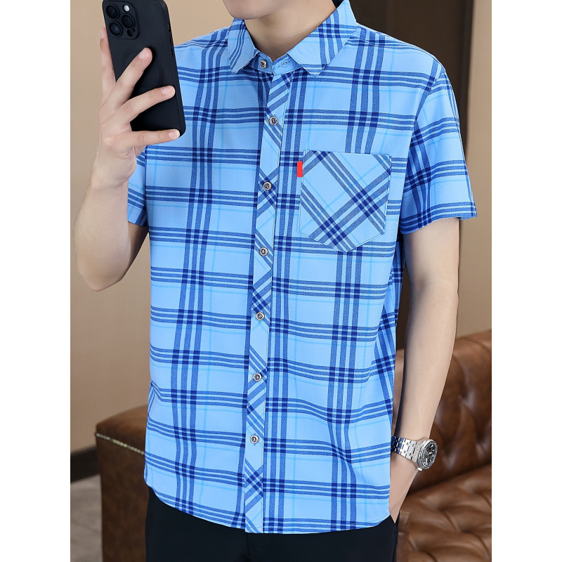 Ruuduline lühikeste varrukatega särk, polüester, ees nööpide disain, mudel 2026