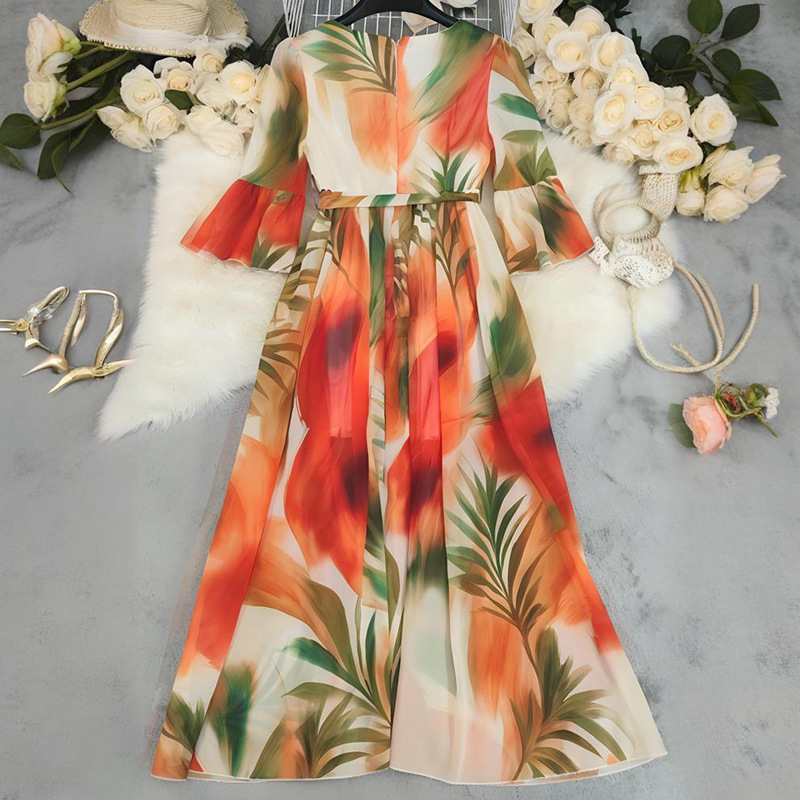 Dlhé šaty princeznej s výstrihom do V, zvonové rukávy, vysoký pás, geometrický vzor, polyester