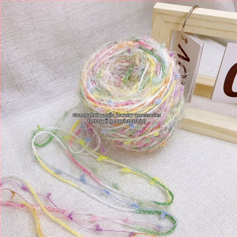 Spīdīga bumbiņas diegs adīšanai un tamborēšanai - 100 g - Youjia (YJ) - Raksta numurs 932214204381 - Produkta numurs YJ - Vasaras 2025