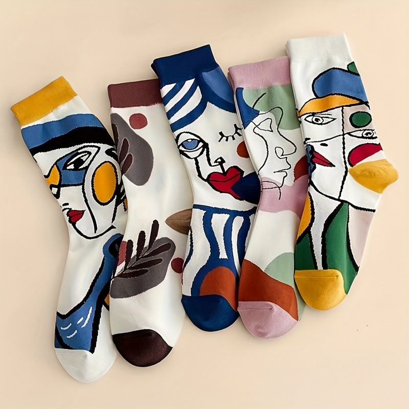 Säärised antibakteriaalsed spordisokid geomeetrilise mustriga, 95% polüester, 5% elastaan