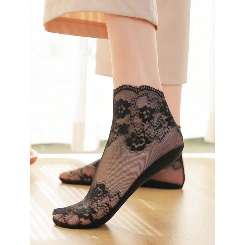 Lolita sokid läbipaistvad, nähtamatud, libisemiskindlad, säärelu pikkus, suvi