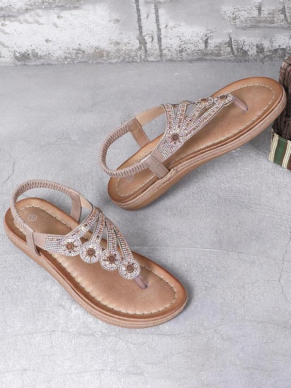 Boho stiilis slip-on sandaalid sametise ülaosaga ja konopõimust tallaga — lame tall, suvehooajaks