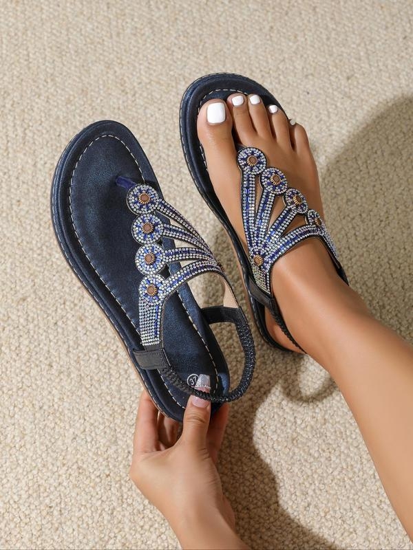 Boho stiilis slip-on sandaalid sametise ülaosaga ja konopõimust tallaga — lame tall, suvehooajaks