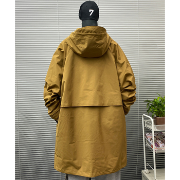 Mantel kõrge kraega, keskmise pikkusega tuulejope, tõmblukuga, vaba lõige, 3D plaastrakkud