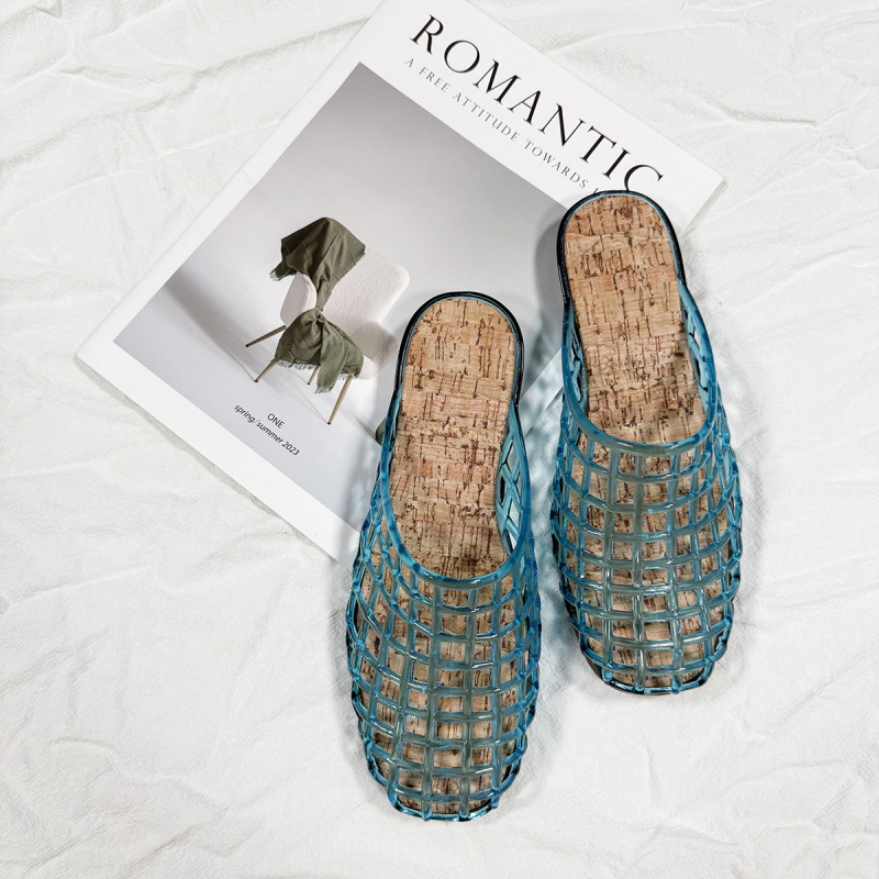 PVC sandaalid injektsioonivalatud, tühja värvilahenduse disain, avatud tagapõhi, ümmargune varvas, madal profiil, igapäevane slip-on