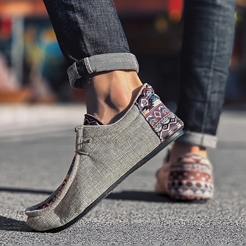 Denim ülaosas loaferid, terava ninaga, lame tallaga, loomamustriga