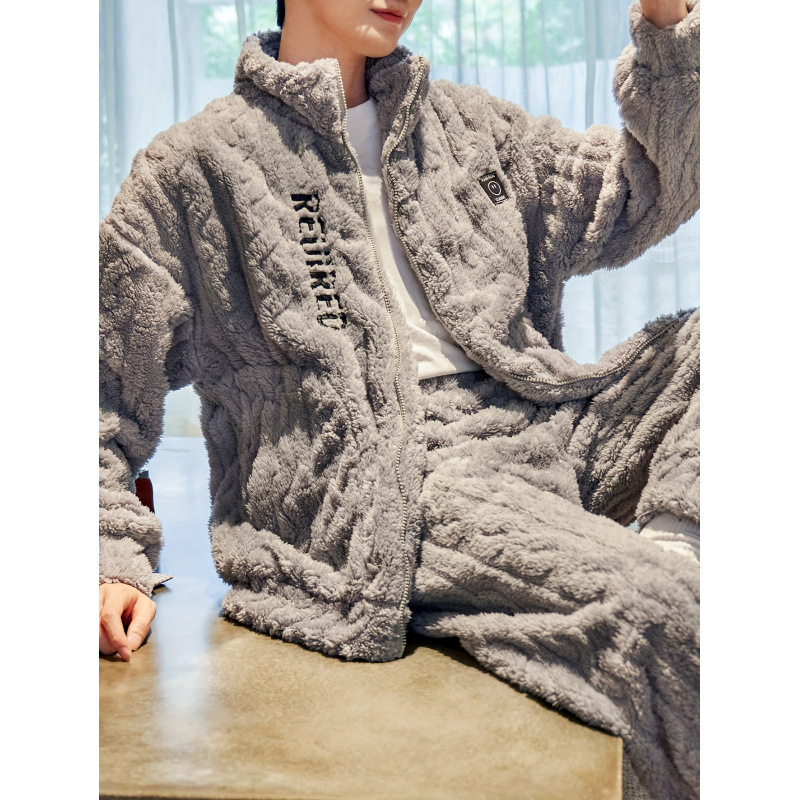 Meeste veluurist pikkade varrukatega särk, stand-up krae ja tõmblukuga, etnilise stiiliga