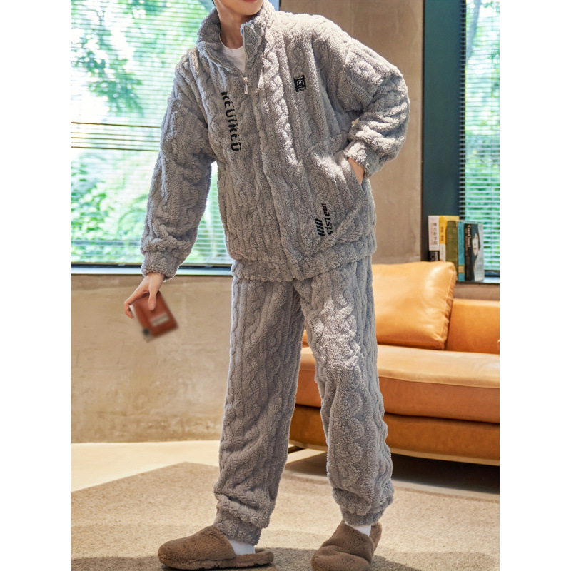 Meeste veluurist pikkade varrukatega särk, stand-up krae ja tõmblukuga, etnilise stiiliga