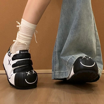 Unisex sportlikud tossud PU ülemise, PU vaheosa, kummist välistald, paeltega, madal pahkluu kõrgus