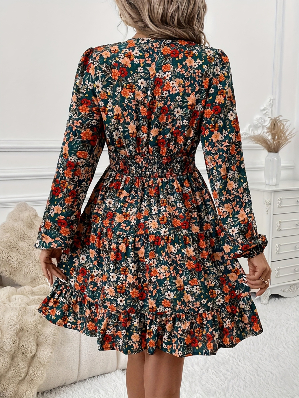 Polüesterist kleit lillemustriga, V-kaelus, laternkäised, keskmise pikkusega puf seelik