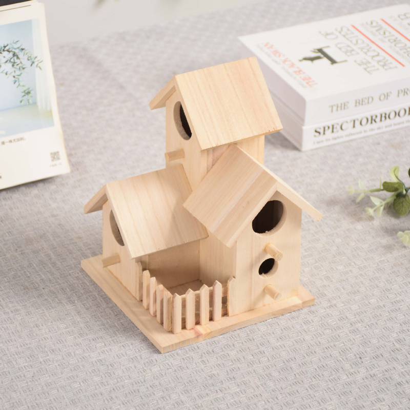 Puidust varblase pesamaja – välitingimustes villa-stiilis, kolm kambrit, kaubamärk Huke