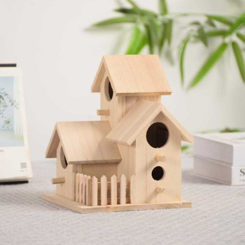 Puidust varblase pesamaja – välitingimustes villa-stiilis, kolm kambrit, kaubamärk Huke