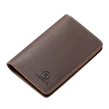 PU ādas dienasgrāmatas vāciņš ar pildspalvas cilpu, kartes turētāju un pases/dokumentu uzglabāšanu — universāls, 2025. gada pavasaris