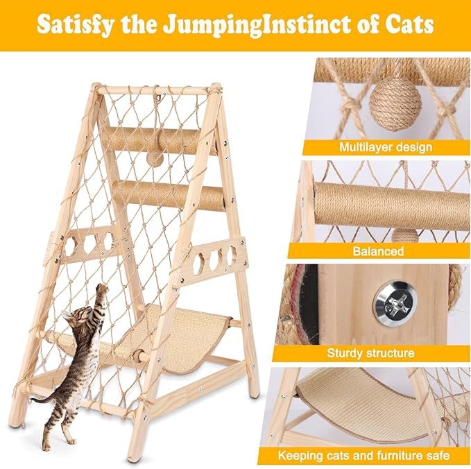 Puidust kasside puu koos pesakastiga, integreeritud kolmnurkne ronimistruktuur