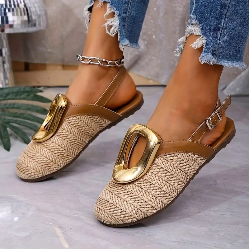 Randade sandaalid lambavillast ülemise osaga, kummist talla, suletud varvas, tagant rihm