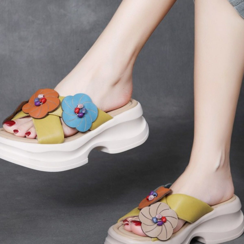 Naiste lilled sandaalid PU ülemise osaga, kummist talla, ümar varvas, Korea stiil, Taizhou Zhejiang päritolu, kevad 2025