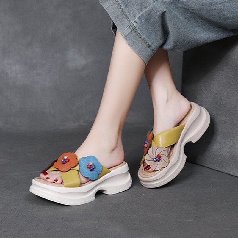 Naiste lilled sandaalid PU ülemise osaga, kummist talla, ümar varvas, Korea stiil, Taizhou Zhejiang päritolu, kevad 2025