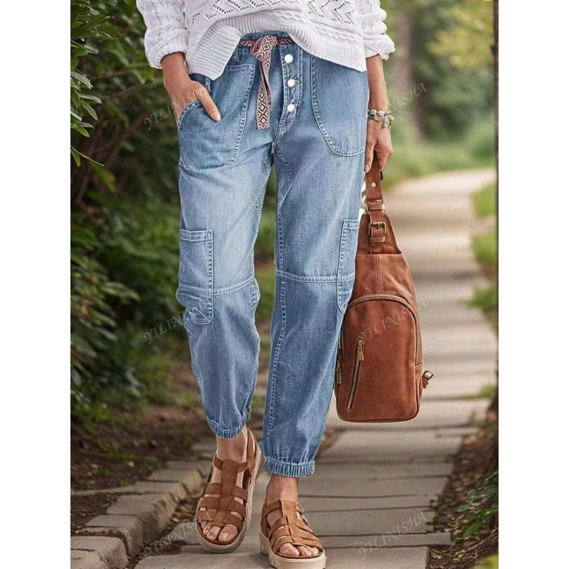 Naistepüksid eesnööp ja mitmekesiste taskutega, veidi kitsenev lõik ja sirged säärmed, fleece-vooder, polüesteri segu, vöökoht – vidukļa jostu