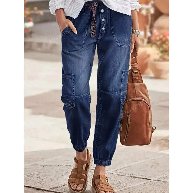 Naistepüksid eesnööp ja mitmekesiste taskutega, veidi kitsenev lõik ja sirged säärmed, fleece-vooder, polüesteri segu, vöökoht – vidukļa jostu