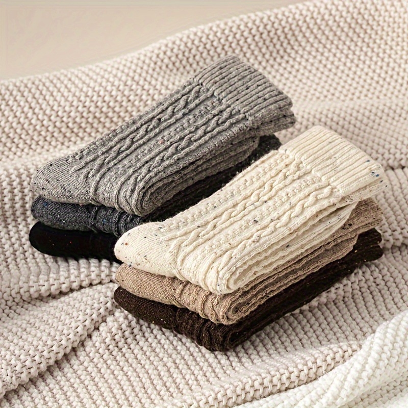 Sokid – 2026. aasta väljaanne X7496, fleece-vooderdusega sokid, keskmise pikkusega, ramie 51–70% + modal, uus muster