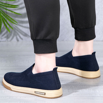 Meeste Fly-Knit igapäevased jalatsid, hingavad ülaosa, Slip-On, ümmargune varvas, madal pahkluu, plastikust talla