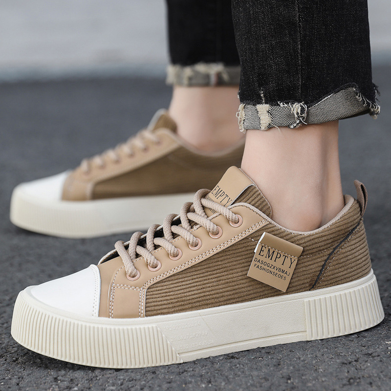 Meeste igapäevased tennised velvetise ülaosaga, ümmarguse ninaga, paks platvorm, pitsiga sulgemine