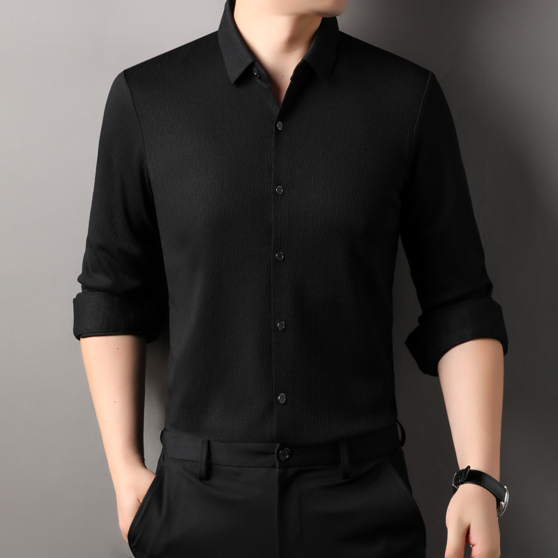 Särk lapelkrae, jacquard-viskoosi segu, anti-krutības un augsta elastība, garas piedurknes, piemērots griezums