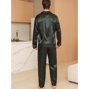 Meeste triibuline nailonist pidžaamase komplekt pikkade varrukatega topi ja pükstega – 100% nailon; kevad; premium tunne; välja lastud enne 2014