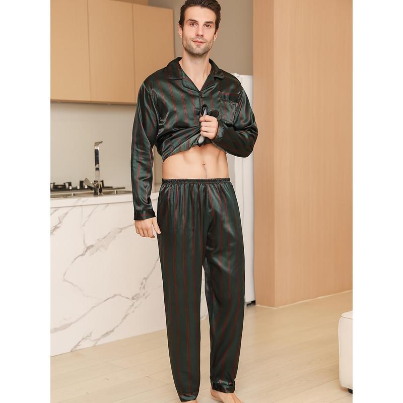 Meeste triibuline nailonist pidžaamase komplekt pikkade varrukatega topi ja pükstega – 100% nailon; kevad; premium tunne; välja lastud enne 2014