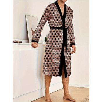 Meeste ööriietuste komplekt täis trükiga, V-kaeluse detail ja nööri detail (Puuvill; Half-edge Trim; Karikatuuristiil; Kevad 2025)