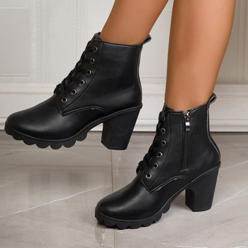 Naiste moodne saapad: PU ülemine, libisemiskindel kummist tald, ümmarguse varba, paks konts 6–8 cm, külje lukk kinnitusega