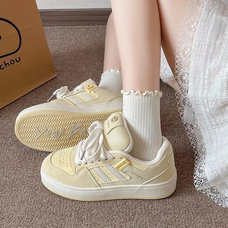 Naiste ploksed jalatsid kevadeks PU ülemine, ümmargune varvas, lühike varvas, kummist tald, keskmise kõrgusega kand 3–5 cm