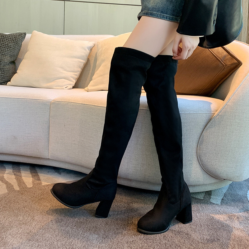 Naiste moodne veluurist ülemisega üle põlve saapad, paks kand, ümmarguse varba, tagant paeltega