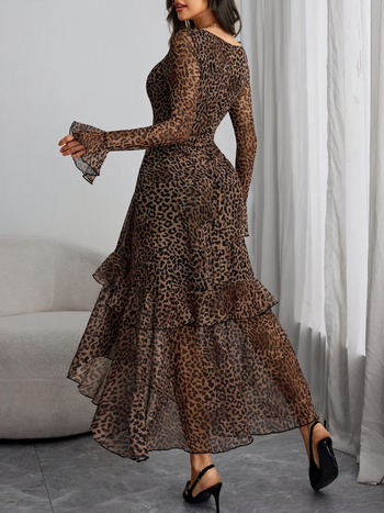Leopardi print, A-line kleit ruudukujulise kaelusega ja pikkade varrukatega, pikk kleit