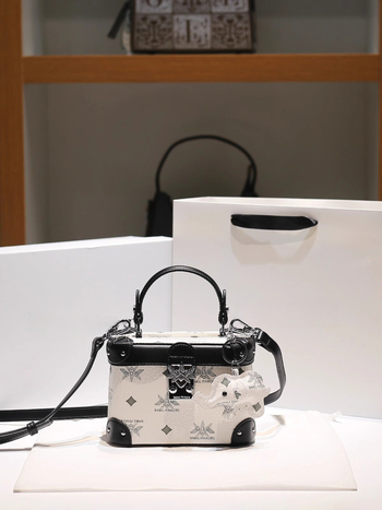 PU kunstnahast kasti kott, ruudukujuline crossbody, lukustusega, polüestri vooder, sisemine zip-kott