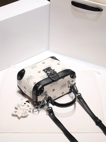 PU kunstnahast kasti kott, ruudukujuline crossbody, lukustusega, polüestri vooder, sisemine zip-kott