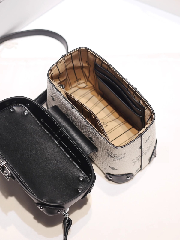 PU kunstnahast kasti kott, ruudukujuline crossbody, lukustusega, polüestri vooder, sisemine zip-kott