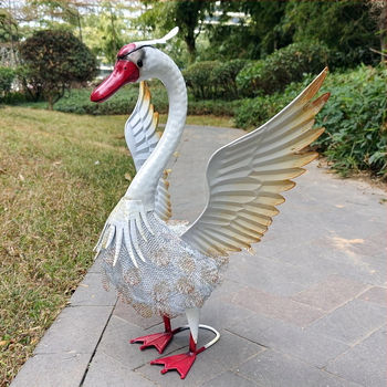 Välismetallist luik-skulptuur, kaasaegse minimalistliku stiiliga, materjal: raud, tootekood: #091, bränd: Xiamen senwei