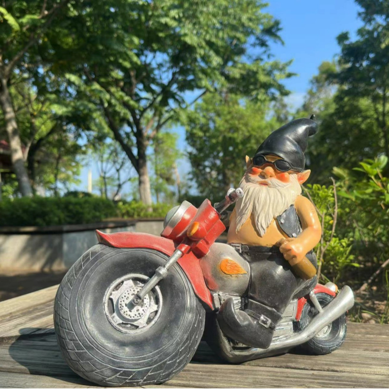 Aiakujukese figuur – väike motorrattur, Auspicious bränd, välistingimuste maastiku dekoratsioon, Ameerika maapiirkonna stiil, valmistatud vaigust